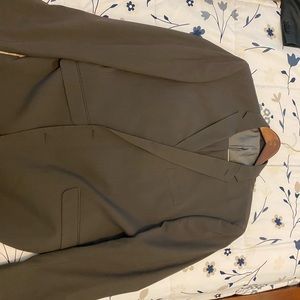 Kenneth Cole suit 52L jacket 42W x32L pants